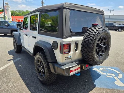 Used 2023 Jeep Wrangler Unlimited w/ Cold Weather Group AWD/4WD image 30