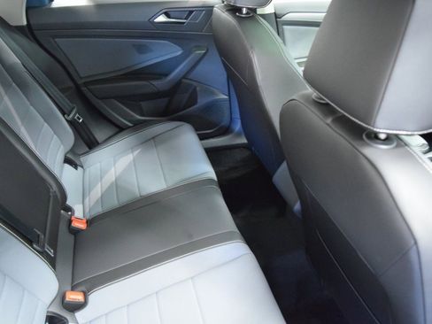 New 2026 Volkswagen Jetta SE image 6