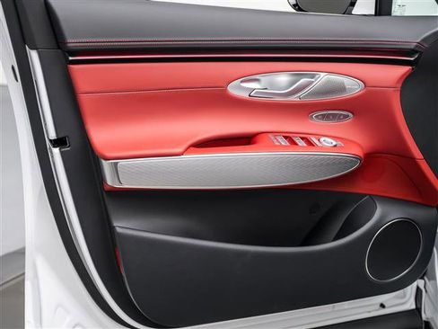 New 2026 Genesis GV70 2.5T Sport Prestige w/ G1 Accessory Package image 27