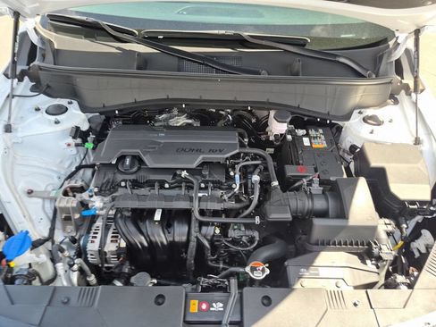 Used 2025 Hyundai Kona SEL FWD image 35