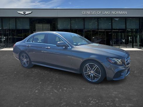 Used 2017 Mercedes-Benz E 300 image 3