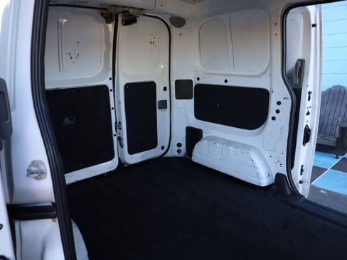 Used 2016 Nissan NV200 SV image 12