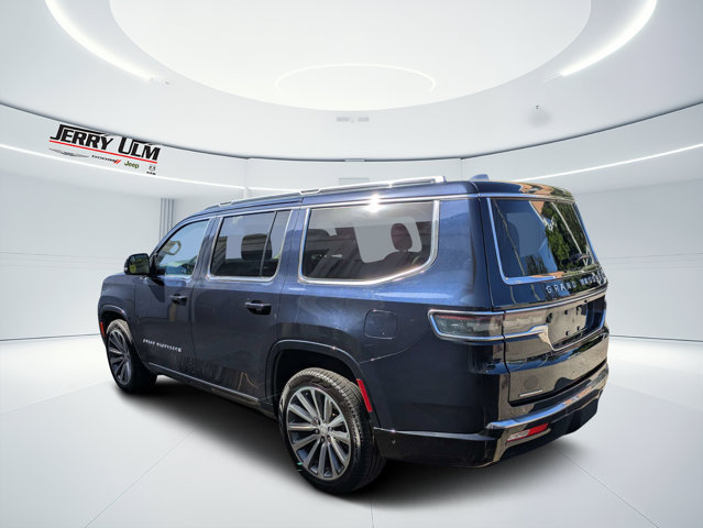 Used 2023 Jeep Grand Wagoneer 4WD image 5