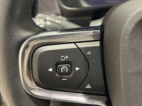 Used 2023 Volvo XC40 Recharge Ultimate AWD/4WD image 15