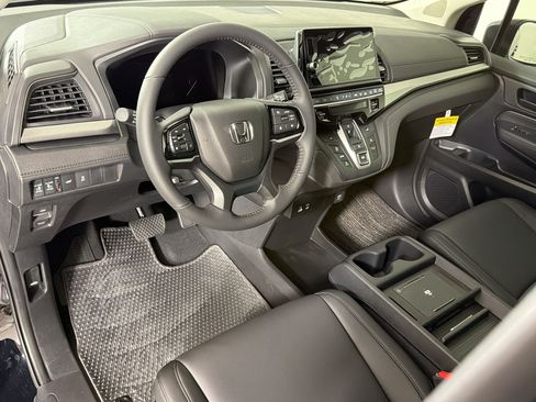 New 2026 Honda Odyssey EX-L image 4