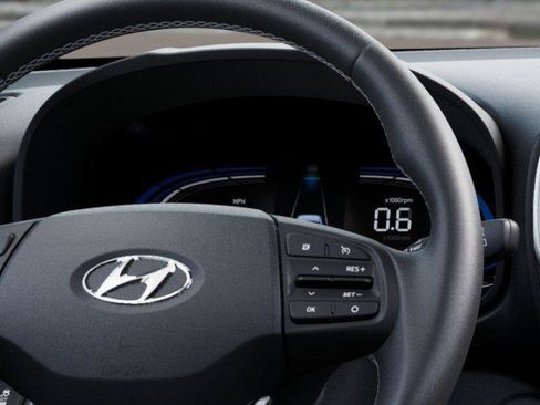 New 2026 Hyundai Venue SEL FWD image 14