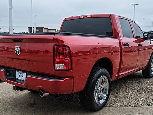 Used 2017 RAM 1500 Express w/ Express Value Package image 4