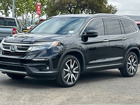 Used 2022 Honda Pilot Touring image 8