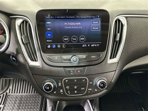 Used 2020 Chevrolet Malibu LT image 13