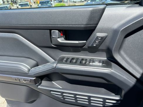 New 2026 Toyota 4Runner TRD Off-Road Premium AWD/4WD image 13