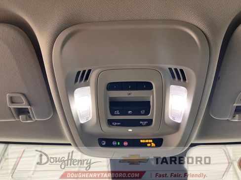 Used 2021 Buick Envision Avenir w/ Technology Package II FWD image 46