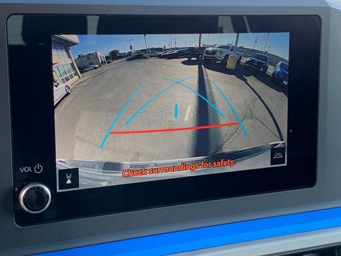 Used 2025 Toyota Tacoma TRD Off-Road image 17