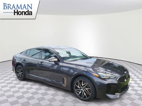 Used 2022 Kia Stinger GT-Line w/ Sun & Sound Package RWD image 2