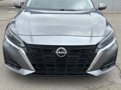 Used 2023 Nissan Altima 2.5 S FWD image 19