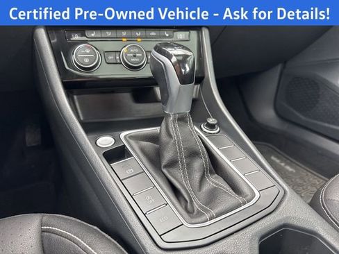 Certified 2024 Volkswagen Jetta SE w/ Panoramic Sunroof Package FWD image 14