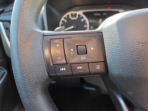 Used 2026 Nissan Rogue S FWD image 13