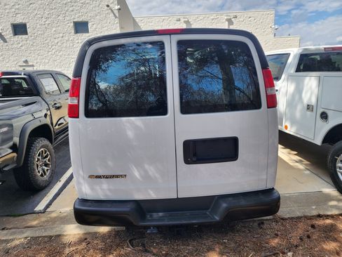 New 2025 Chevrolet Express 2500 Extended w/ Driver Convenience Package image 7