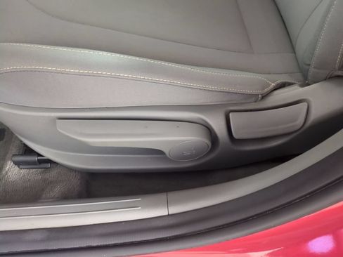 Used 2023 Hyundai Elantra SEL w/ Cargo Package FWD image 21