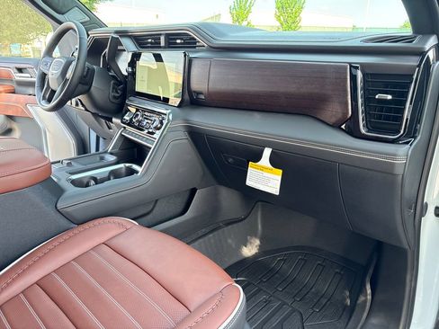 New 2026 GMC Sierra 2500 Denali Ultimate AWD/4WD image 55