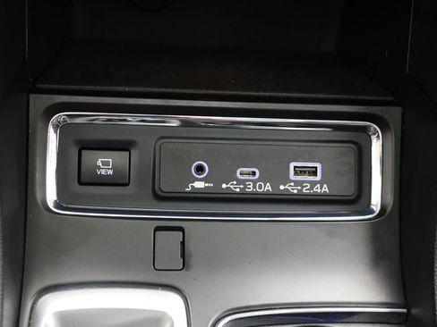 Used 2023 Subaru Ascent Limited w/ Technology Package AWD/4WD image 25