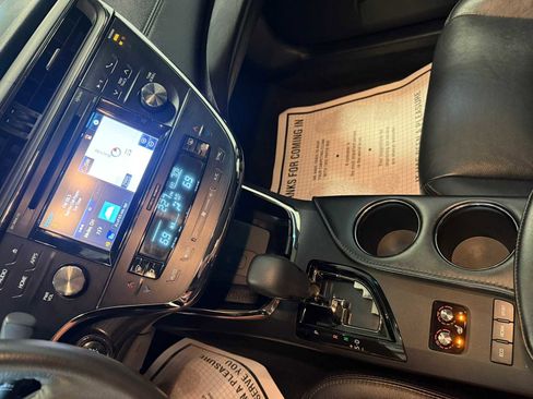 Used 2016 Toyota Avalon XLE Premium FWD image 37