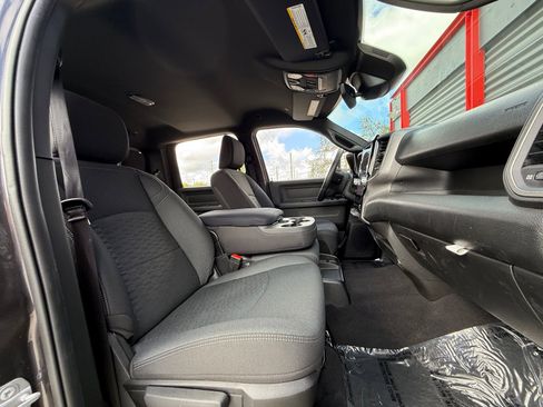 Used 2025 RAM 3500 Tradesman AWD/4WD image 17