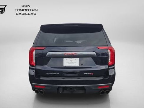 Used 2022 GMC Yukon XL AT4 w/ Technology Package AWD/4WD image 4