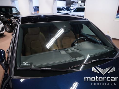 Used 2021 Porsche Cayenne Coupe w/ Premium Package image 12