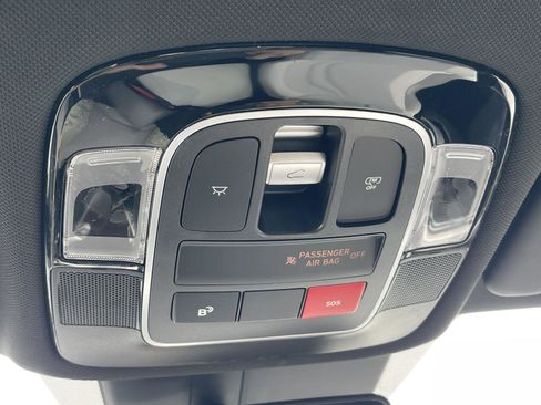 New 2025 Hyundai Tucson Limited image 31