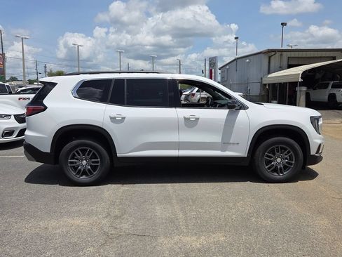 New 2026 GMC Acadia Elevation FWD image 12