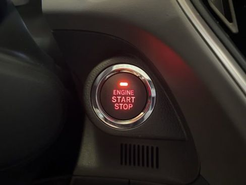 Certified 2025 Subaru Crosstrek 2.0i Premium image 33