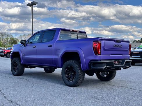 New 2026 GMC Sierra 1500 AT4 w/ AT4 Premium Package AWD/4WD image 8