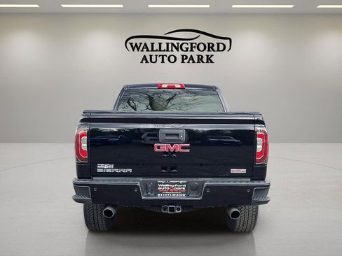 Used 2018 GMC Sierra 1500 SLT w/ All Terrain Package AWD/4WD image 5