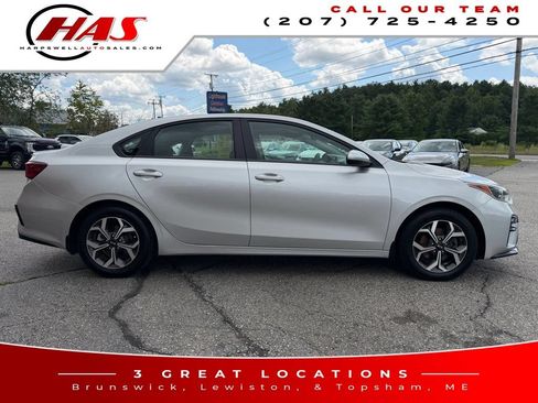 Used 2019 Kia Forte LXS FWD image 7