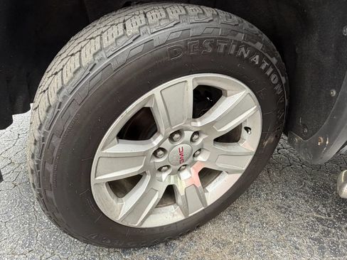 Used 2014 GMC Sierra 1500 SLE w/ SLE Value Package AWD/4WD image 17