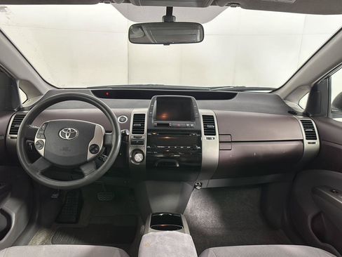 Used 2004 Toyota Prius FWD image 19