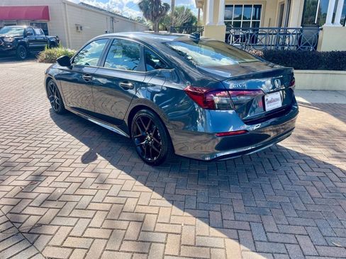 Used 2025 Honda Civic Sport image 3