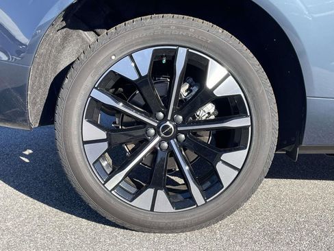 New 2026 Volvo XC60 B5 Plus w/ Protection Package Premier image 31