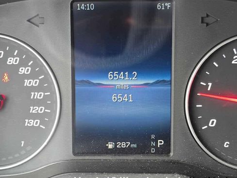 Used 2025 Mercedes-Benz Sprinter 2500 image 31