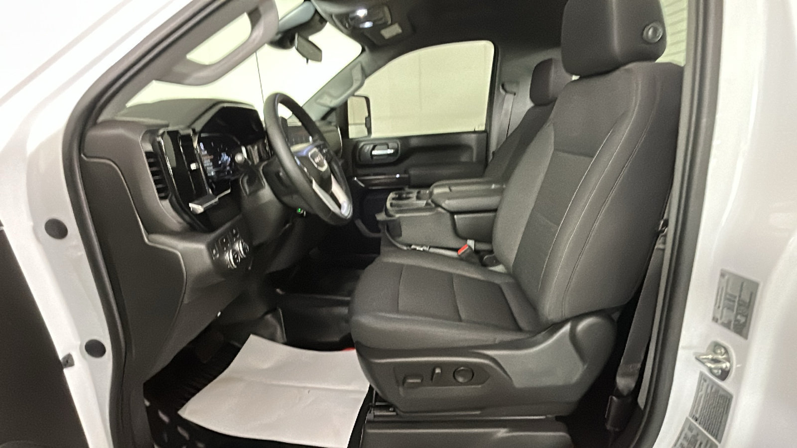 Used 2024 GMC Sierra 2500 SLE w/ SLE Convenience Package AWD/4WD image 14
