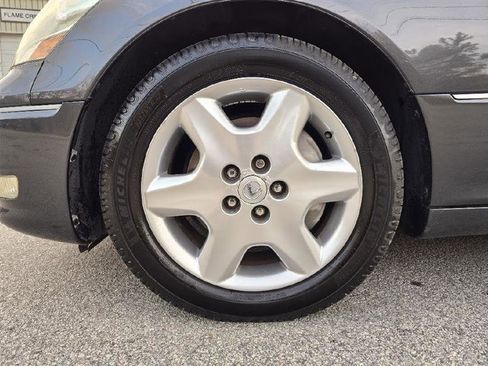 Used 2004 Lexus LS 430 image 15