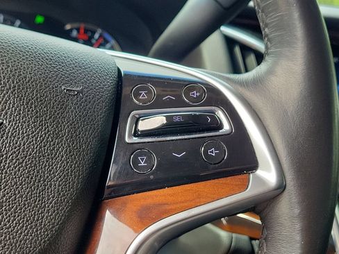 Used 2019 Cadillac Escalade Luxury RWD image 35