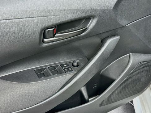 Used 2024 Toyota Corolla LE FWD image 15