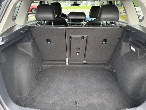 Used 2024 Volkswagen Taos SE image 31