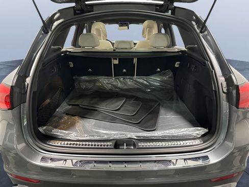 Used 2023 Mercedes-Benz GLC 300 4MATIC image 10