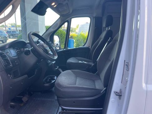 Used 2023 RAM ProMaster 2500 image 13
