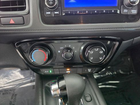 Used 2022 Honda HR-V LX image 28