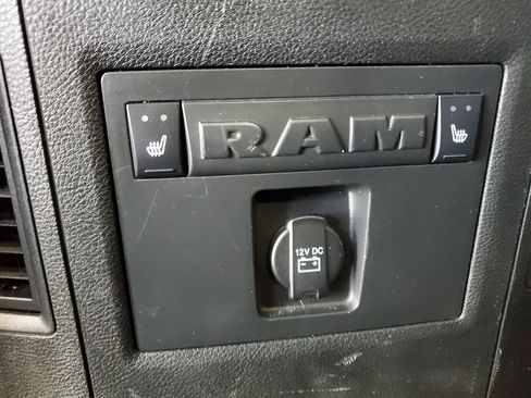 Used 2017 RAM 1500 Laramie w/ Convenience Group AWD/4WD image 13