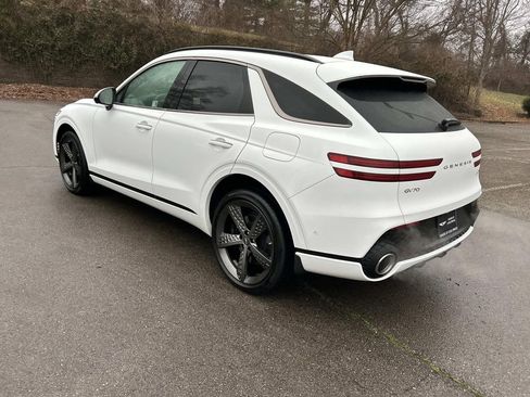 Used 2025 Genesis GV70 3.5T Sport w/ Sport Advanced Package AWD/4WD image 5