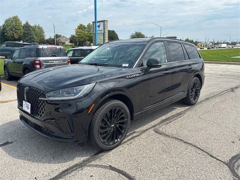 New 2025 Lincoln Aviator Reserve w/ Jet Appearance Package image 9